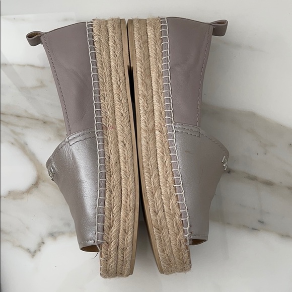 Price DROP ‼️ DKNY Espardille - Picture 3 of 7